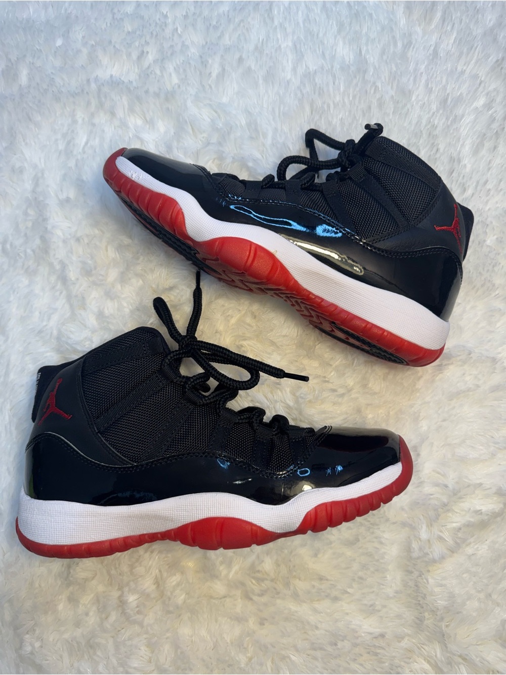 Air Jordan 11 Retro Bred Basketball Sneakers Shoes Youth boys 7Y